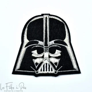 Écusson Dark Vador "StarWars" - Blanc et noir - Thermocollant Tissus et mercerie créative – Nos sélections sans marque - 1
