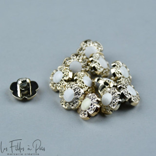 Boutons à queue fleur - 11mm Autres marques - Tissus et mercerie - 1