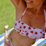 Tissu lycra motif coeurs collection "Coco" - Blanc et rouge- Les Filles à Pois ® - Oeko-Tex ® Les Filles à Pois - Design ® - Mer