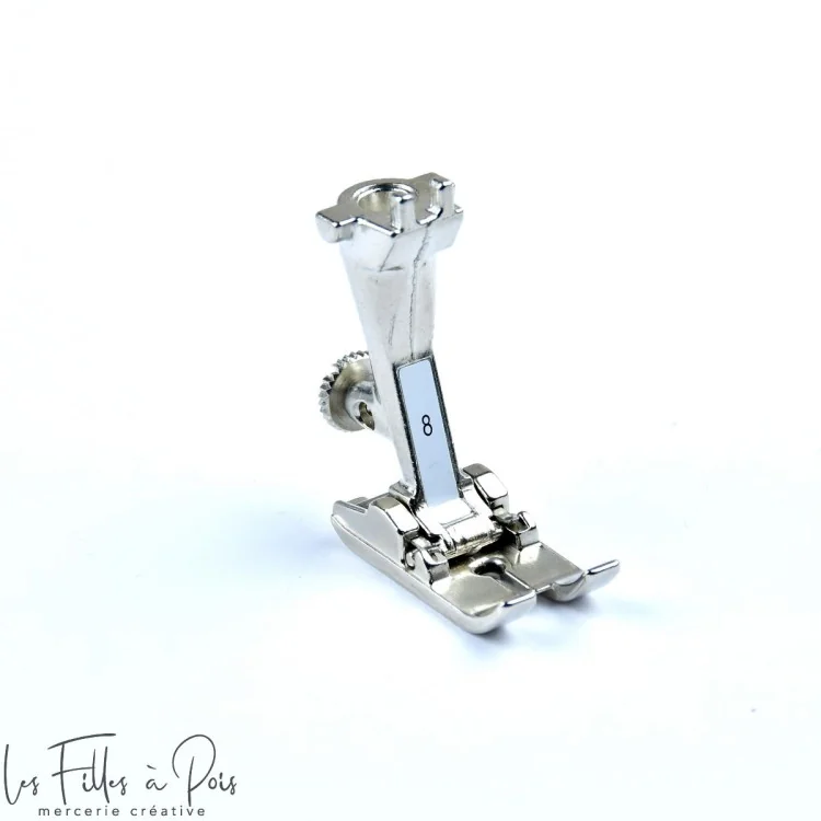 Pied BERNINA n°8 pour BERNINA 1008 BERNINA : machines à coudre, à broder et à surjeter - 1 Pied BERNINA n°8 pour BERNINA 1008 BERNINA : machines à coudre, à broder et à surjeter - 1