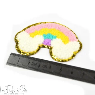 Écusson Arc-en-ciel en éponge - Multicolore / rose - Thermocollant Tissus et mercerie créative – Nos sélections sans marque - 3