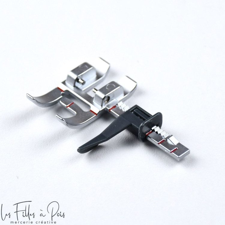 Pie prensatelas de guía ajustable compatible con IDT - PFAFF ® pies prensatelas PFAFF ® - Machines à coudre, à broder, à recouvr Pie prensatelas de guía ajustable compatible con IDT - PFAFF ® pies prensatelas PFAFF ® - Machines à coudre, à broder, à recouvr