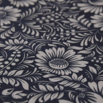Tissu coton motif fleurs baroques collection "Klass" - Bleu jean et écru - Les Filles à Pois ® - Oeko-Tex ® Les Filles à Pois - 