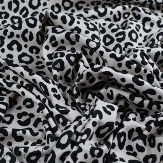 Tissu jersey motif léopard collection "Contrastes" - Rose Poudré et noir - Les Filles à Pois Les Filles à Pois - Design : motifs