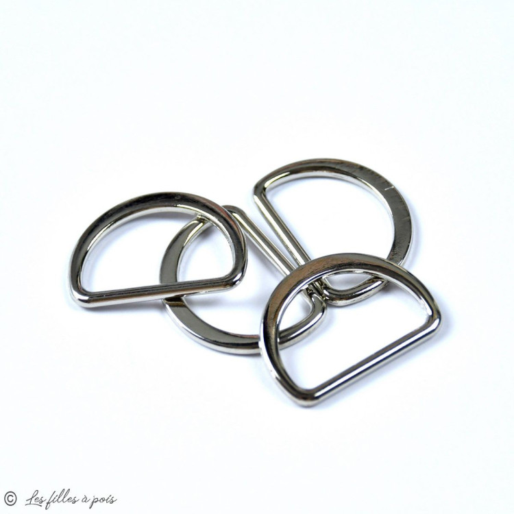 Etrier "D" - 25mm ou 32mm - Argenté - Lot de 2 pièces Autres marques - Tissus et mercerie - 1 Etrier "D" - 25mm ou 32mm - Argenté - Lot de 2 pièces Autres marques - Tissus et mercerie - 1
