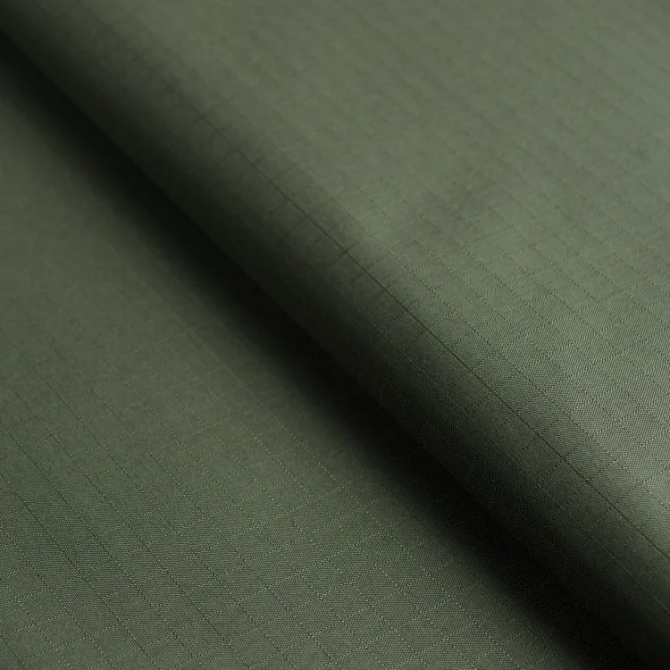 Tissu RIPSTOP anti-déchirures PU – Imperméable, coupe-vent & ultra résistant Tissus et mercerie créative – Nos sélections sans m