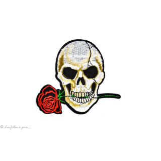 Ecusson tête de mort Rose - Blanc et rouge - Thermocollant  - 1