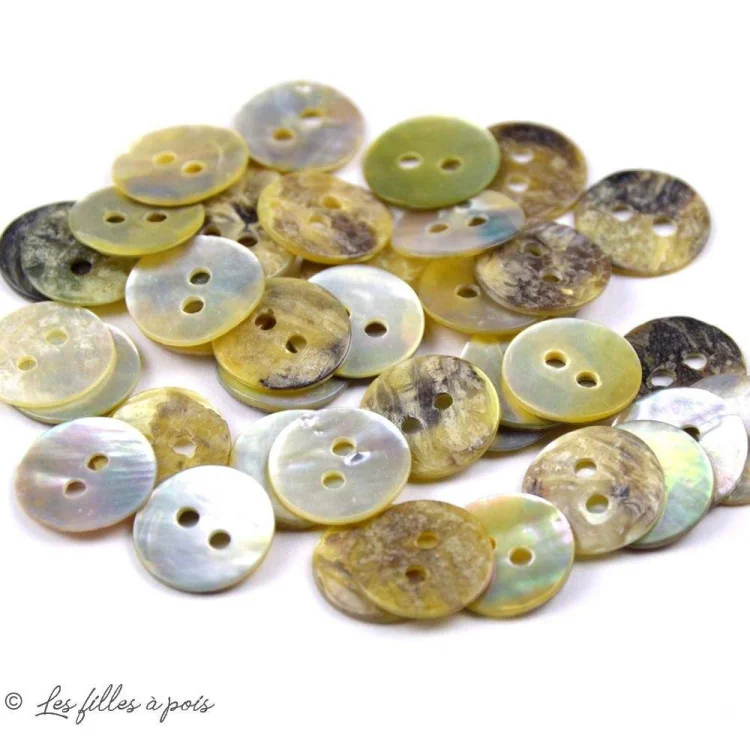 Bouton en nacre fin - 10mm - Lot de 10 Tissus et mercerie créative – Nos sélections sans marque - 1