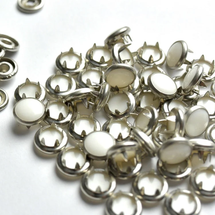 Boutons pression à sertir blancs – Ø 10 mm – Lot de 50 Tissus et mercerie créative – Nos sélections sans marque - 1