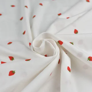 Coupon de tissu voile de popeline motif fraise - Blanc et rouge - 250cm Tissus et mercerie créative – Nos sélections sans marque