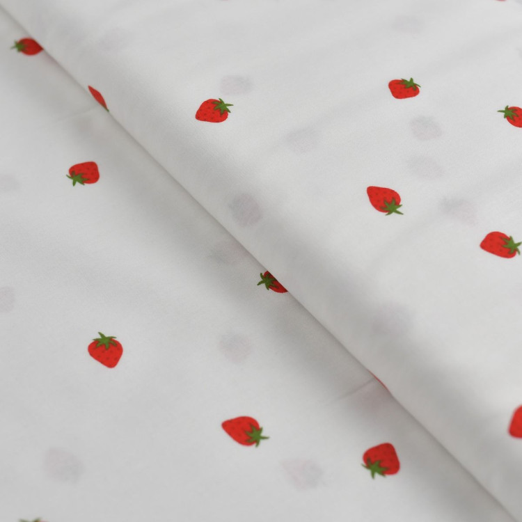 Coupon de tissu voile de popeline motif fraise - Blanc et rouge - 250cm Autres marques - Tissus et mercerie - 1 Coupon de tissu voile de popeline motif fraise - Blanc et rouge - 250cm Autres marques - Tissus et mercerie - 1