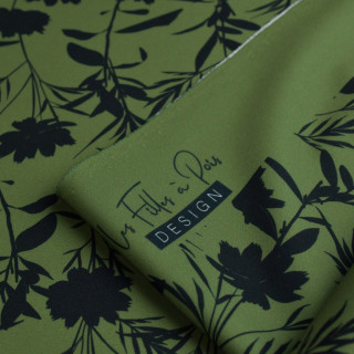Tissu lycra motif fleurs collection "Klass" - Kaki et noir - Les Filles à Pois - UV50+ Les Filles à Pois - Design ® - Mercerie e