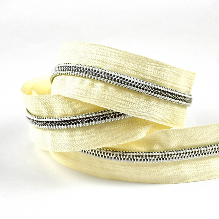 Fermeture eclair au mètre + curseurs assortis - Spiralée argentée - Nylon Autres marques - Tissus et mercerie - 28 Fermeture eclair au mètre + curseurs assortis - Spiralée argentée - Nylon Autres marques - Tissus et mercerie - 28