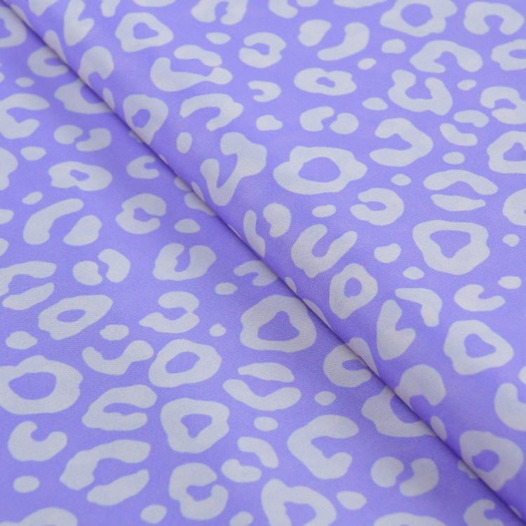 Tissu imperméable - déperlant type Kway - Léopard - "Contrastes" - Violet pastel et blanc - Les Filles à Pois Les Filles à Pois Tissu imperméable - déperlant type Kway - Léopard - "Contrastes" - Violet pastel et blanc - Les Filles à Pois Les Filles à Pois