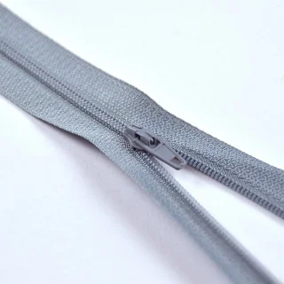 Lot de 2 fermetures éclair nylon – Non séparables – 25 cm – 19 couleurs - 16