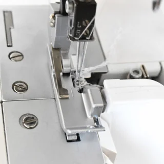 Pied passepoil pour surjeteuse – Compatible Jaguar 489, Veritas Simone, Pfaff Jaguar : machines à coudre et surjeteuses accessib