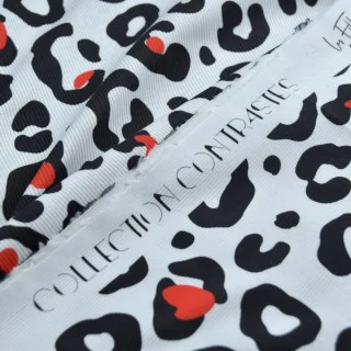 Tissu jersey côtelé "Urbaniska" blanc, rouge et noir – Collection Contrastes - Les Filles à Pois Design Les Filles à Pois - Desi