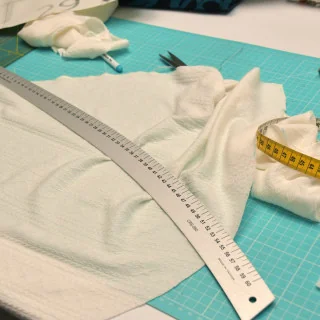 Règle courbe de traçage en aluminium – Multifonction couture – 24,5 cm Tissus et mercerie créative – Nos sélections sans marque 