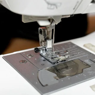 Protège-doigt universel pour machine à coudre – Sécurité enfant et débutant Tissus et mercerie créative – Nos sélections sans ma