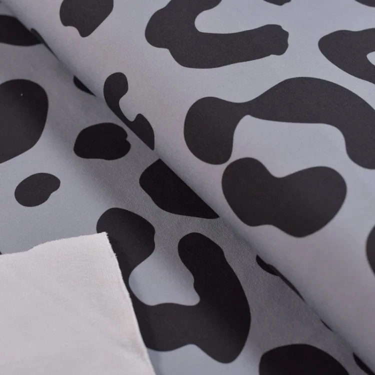 Tissu French Terry Léopard Bleu Glacier "Frozen Soul" – Collection Angels – Les Filles à Pois - Design Les Filles à Pois - Desig Tissu French Terry Léopard Bleu Glacier "Frozen Soul" – Collection Angels – Les Filles à Pois - Design Les Filles à Pois - Desig