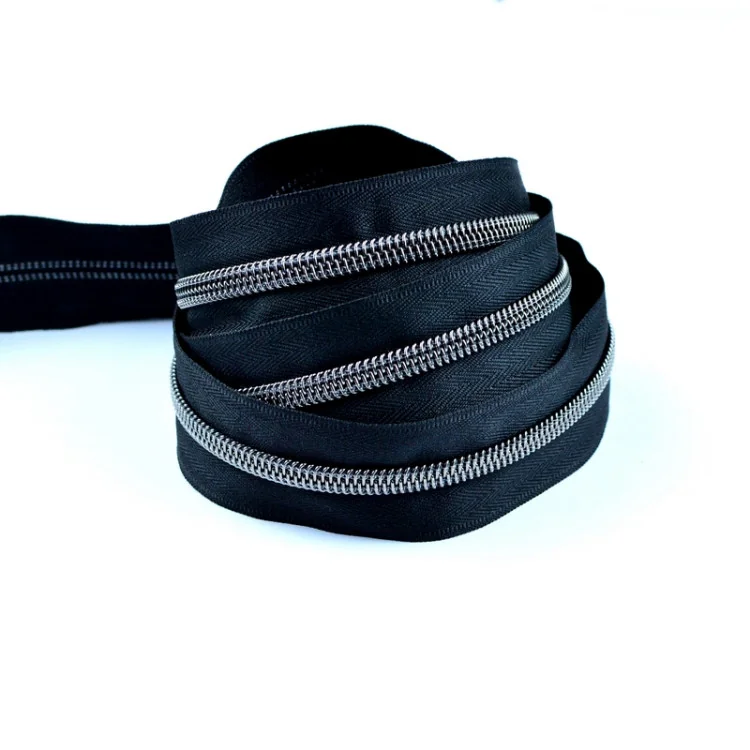 Fermeture éclair au mètre noire – Maille métal noir – Avec 3 curseurs assortis Tissus et mercerie créative – Nos sélections sans