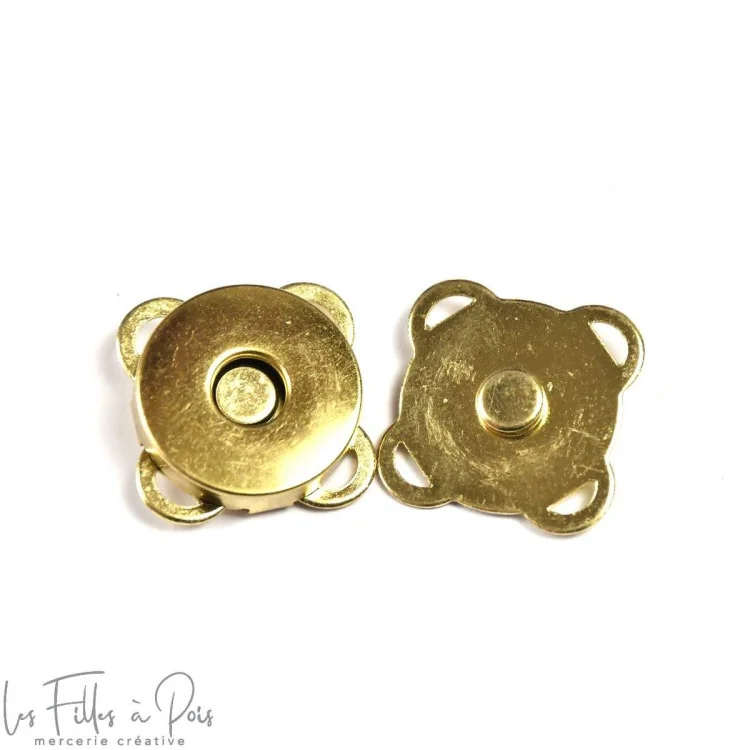 Fermoirs ronds aimantés à coudre doré - Lot de 5 Tissus et mercerie créative – Nos sélections sans marque - 1 Fermoirs ronds aimantés à coudre doré - Lot de 5 Tissus et mercerie créative – Nos sélections sans marque - 1