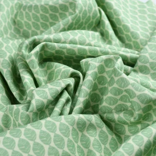 Tissu coton "Amour vert" – Monaluna – Vert & écru – Naturel & graphique Art Gallery Fabrics : tissus premium aux imprimés unique