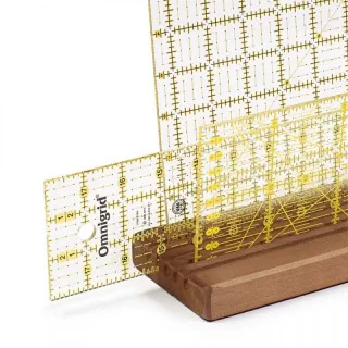 Prym 611500 – Rangement de règles en bois « Ruler Rack »