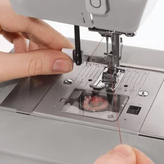 Singer Heavy Duty 4432 – Machine à coudre mécanique robuste, 32 points, 1 100 pts/min