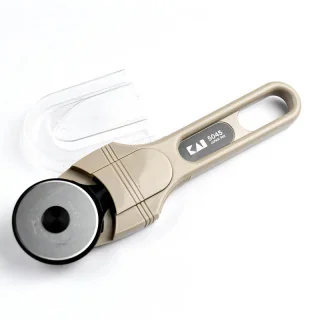 Cutter rotatif 45mm – KAI 5045 | Les Filles à Pois