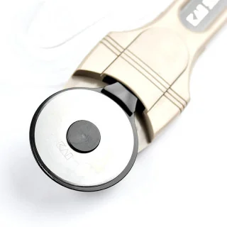 Cutter rotatif 45mm – KAI 5045 | Les Filles à Pois