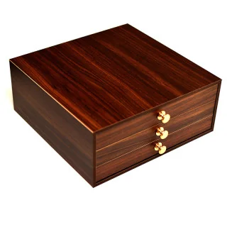 Coffret Madeira Rayon 40 – 194 bobines 200 m (édition bois de racine) | Fils à broder machine