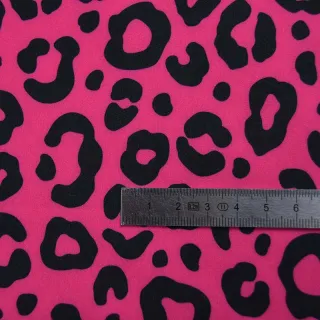 Lycra maillot de bain léopard fuchsia et noir UPF50+ "Pink Power" collection Contrastes – Les Filles à Pois Design Les Filles à 