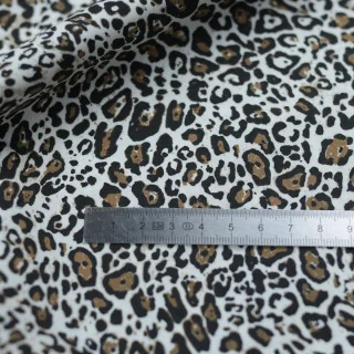 Coupon popeline coton léopard Boscage – Art Gallery Fabrics – 4.00 m