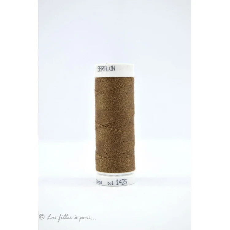 Mettler Linha de costura Seralon 200m - Bege - 1425 Mettler : fils à coudre, broder et surjeter de qualité - 1 Mettler Linha de costura Seralon 200m - Bege - 1425 Mettler : fils à coudre, broder et surjeter de qualité - 1