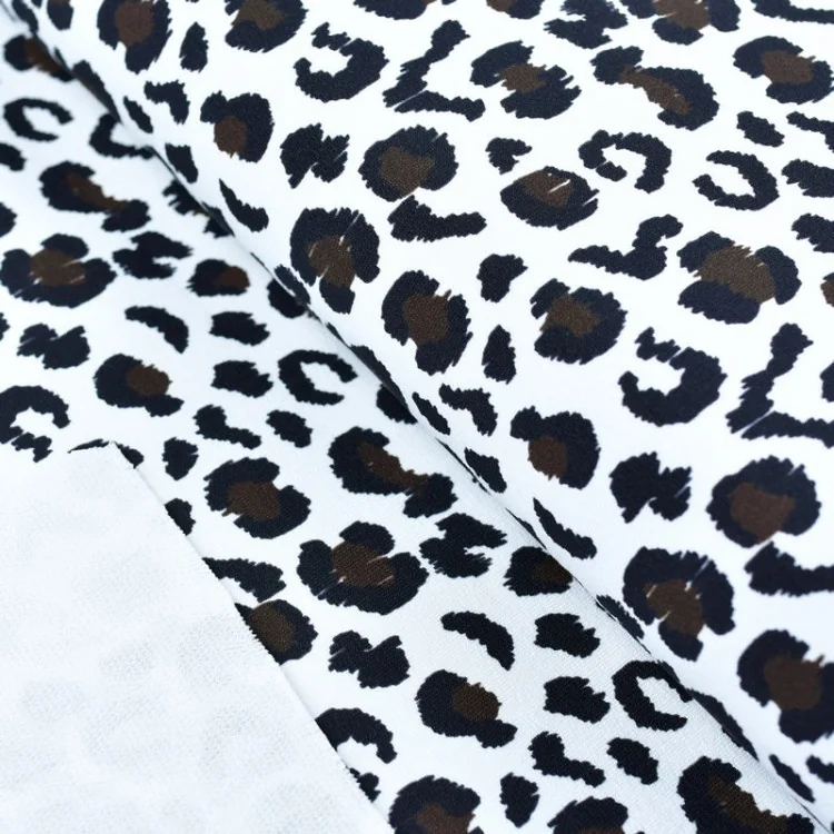 Tissu french terry léopard Baghera Blanc – Collection Klass | Les Filles à Pois Design