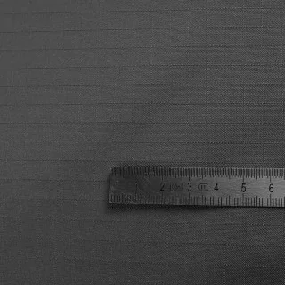 Coupon tissu ripstop gris foncé 190 cm – robuste & imperméable