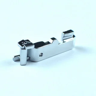 Pied pose-élastique PFAFF 1450 OL – Accessoire surjeteuse