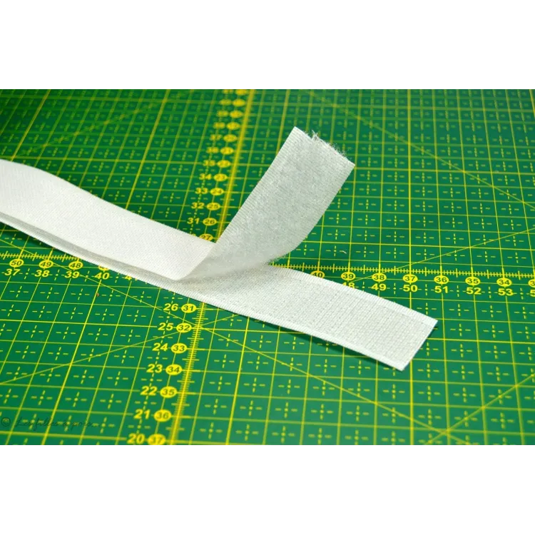 Scratch blanc auto-agrippant à coudre – Velcro vendu au mètre Tissus et mercerie créative – Nos sélections sans marque - 1