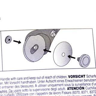 Cutter rotatif mode fleurs Fiskars ® - 45mm Fiskars ® - 9