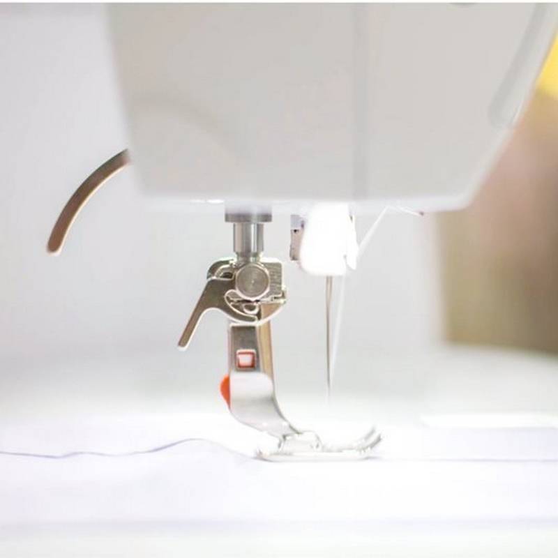 Systeme de pieds exclusifs - Bernina 325